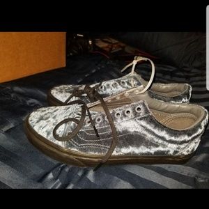 Old school gray velvet vans